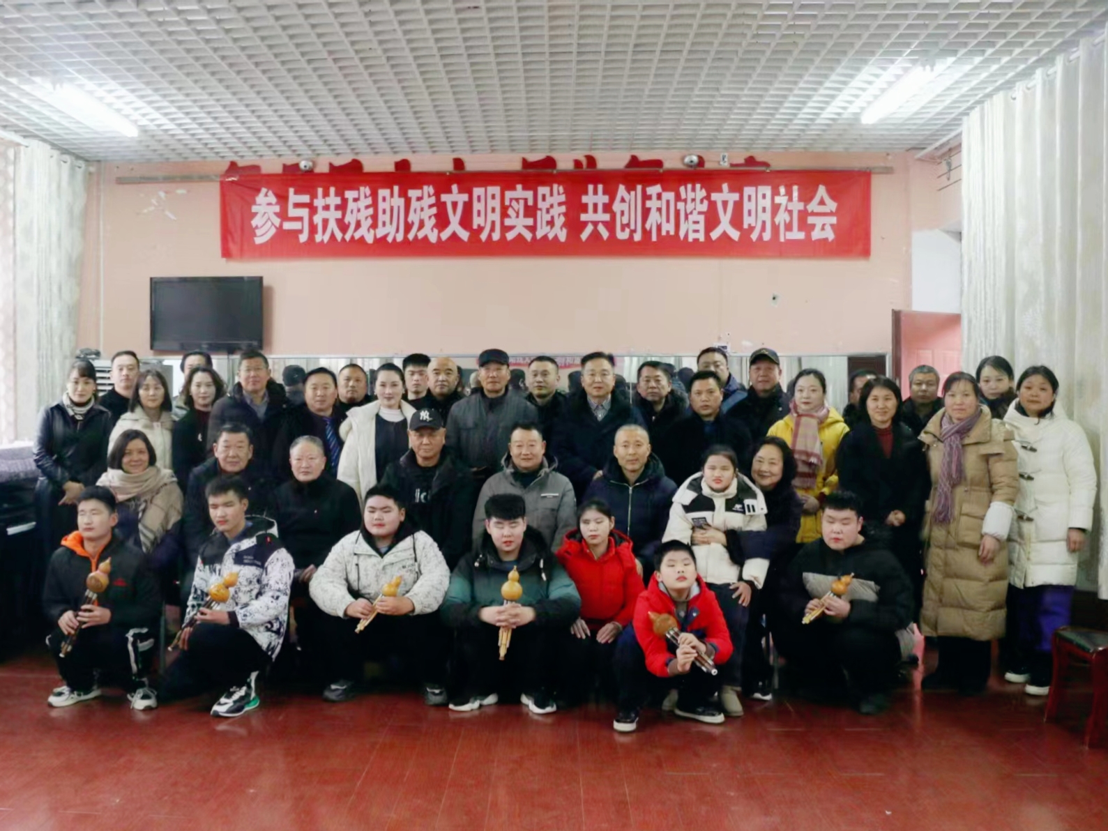 “送溫暖、獻(xiàn)愛心”—宿州瞪羚服務(wù)貿(mào)易產(chǎn)業(yè)園走進(jìn)宿州市特殊教育中心(圖4)